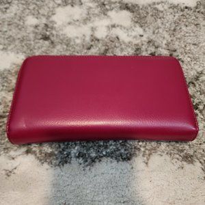 NWOT Rose Red / Berry Colored Zip Wallet with accordian card slots holder